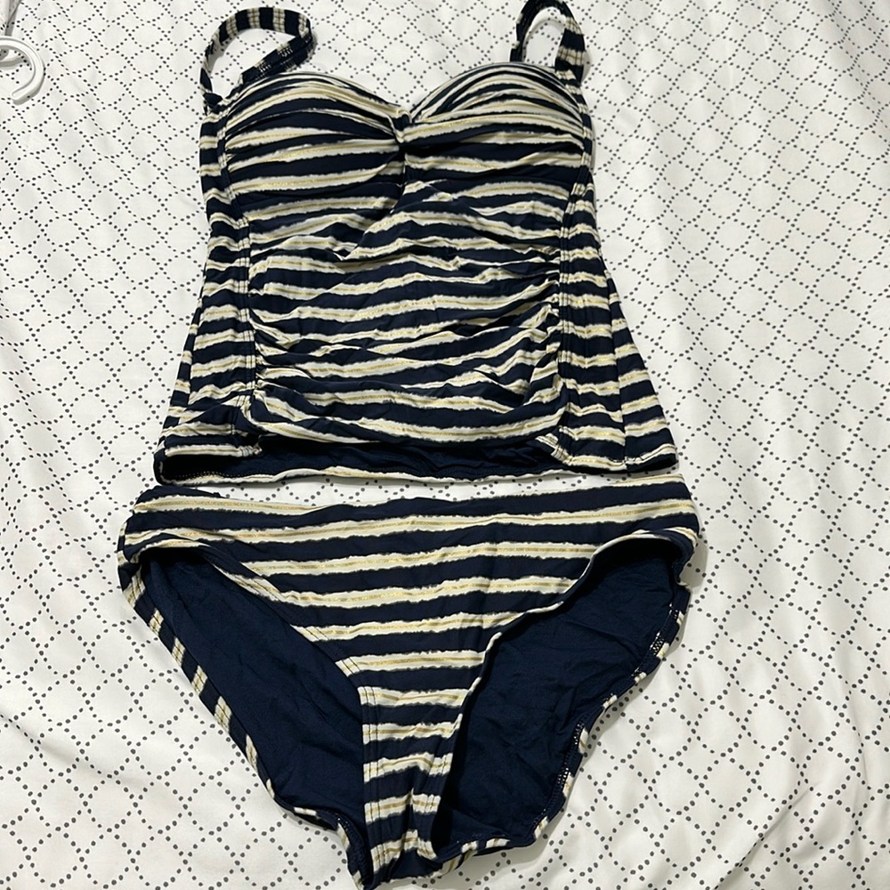 Woman swimsuit size 8
